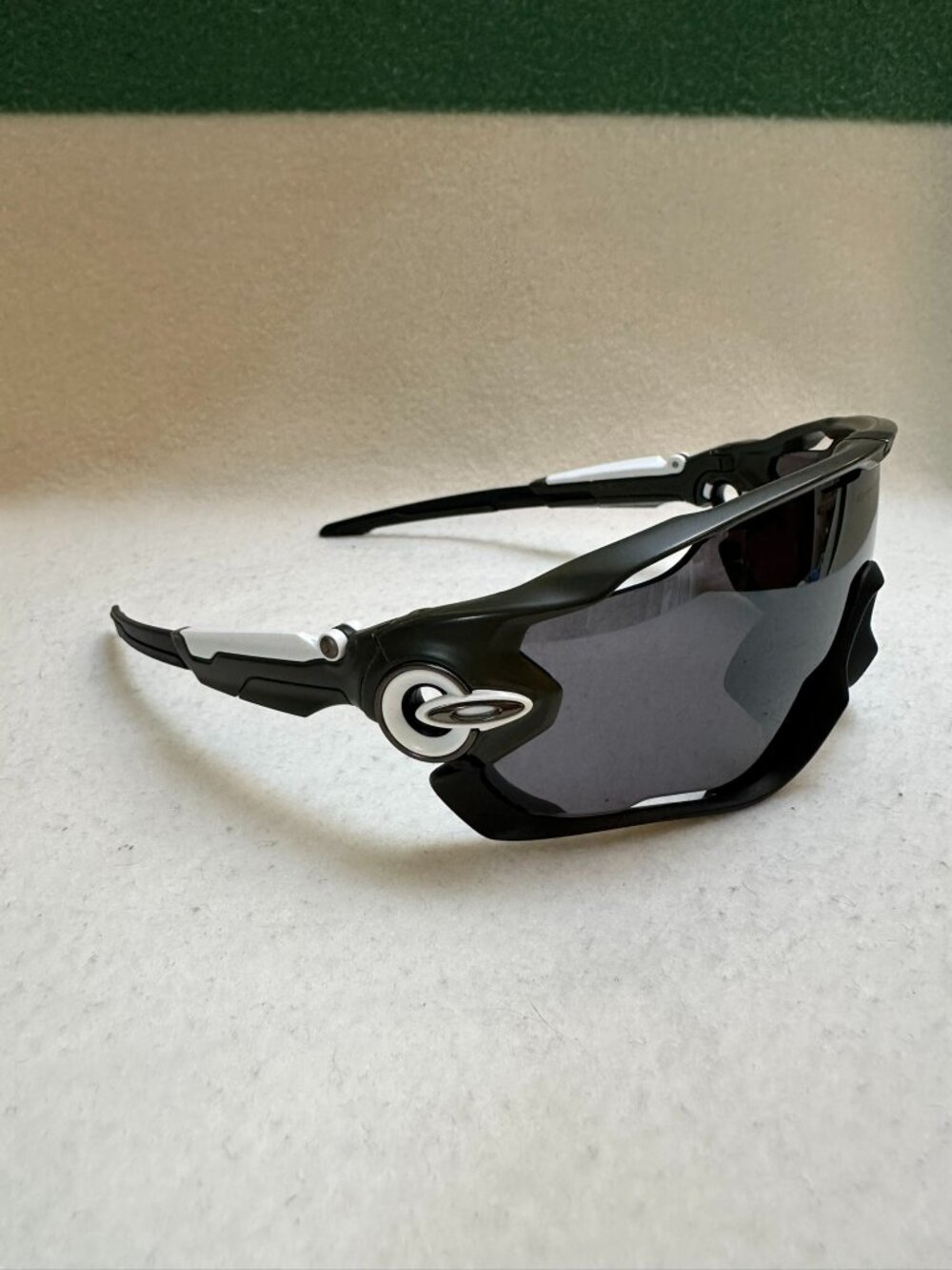Mens  Oakley Jawbreaker Prizm Sunglasses